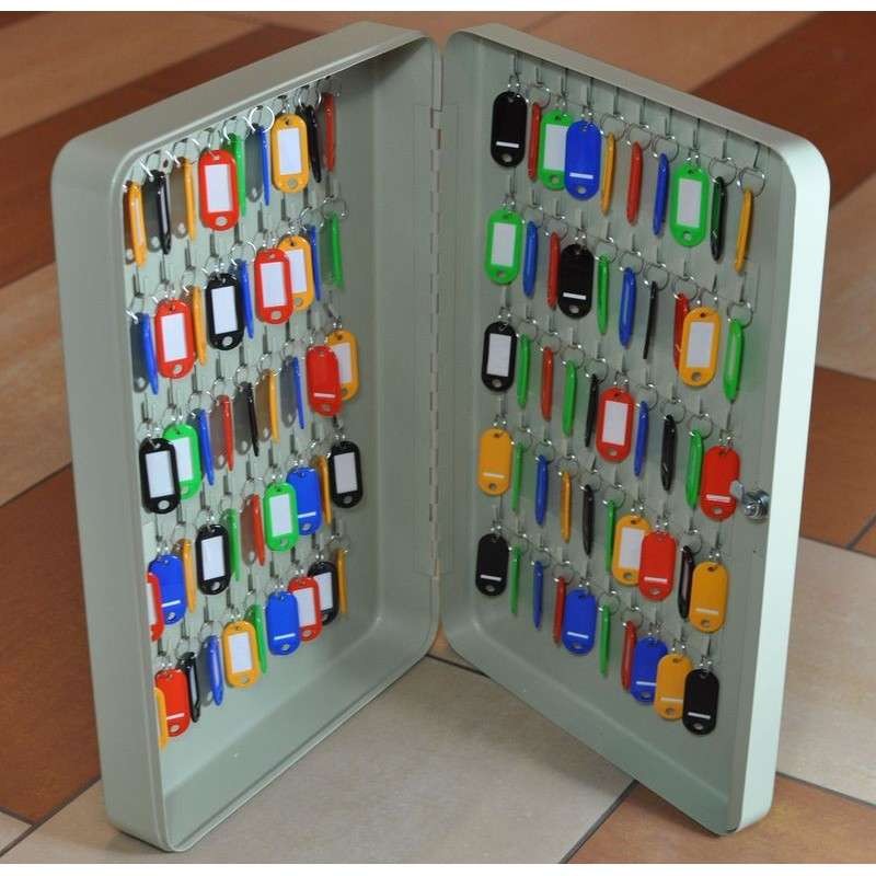 Skrzynka na 100 kluczy