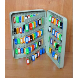 Skrzynka na 160 kluczy